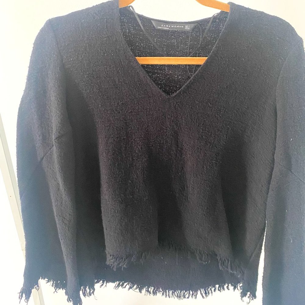 Zara Tweed V Neck with fringe border black